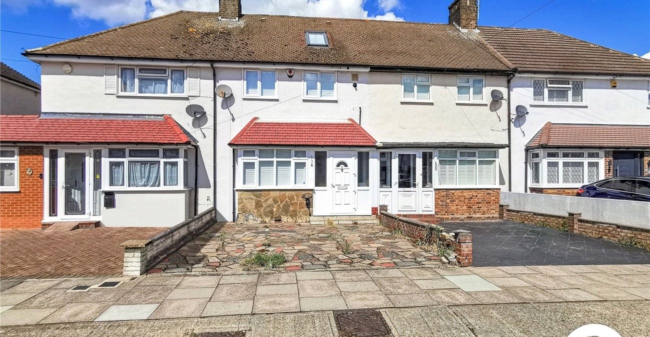 3 bedroom house for sale in Welling | Robinson Jackson