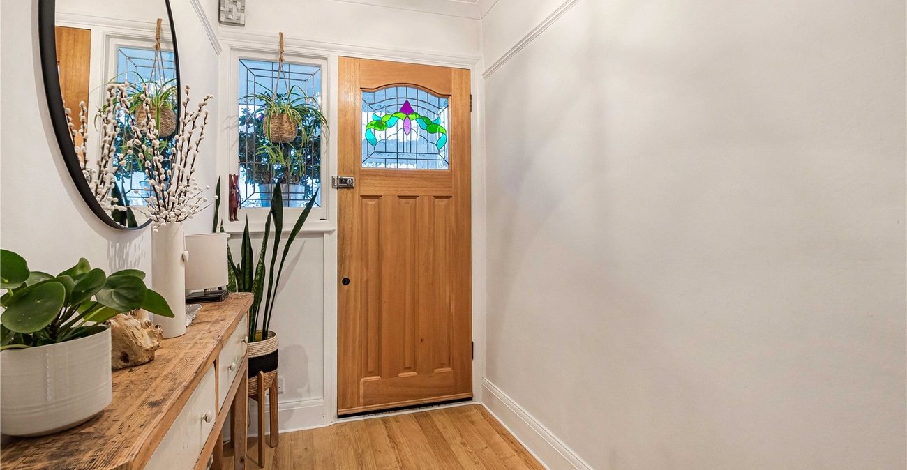 3 bedroom house for sale in Welling | Robinson Jackson