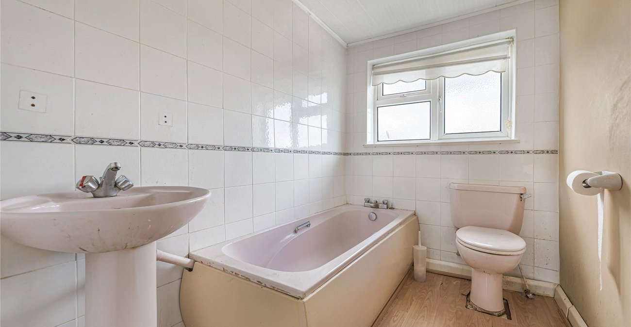 3 bedroom house for sale in Welling | Robinson Jackson