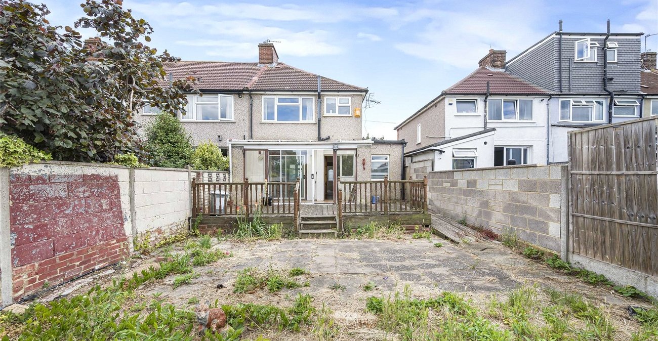 3 bedroom house for sale in Welling | Robinson Jackson