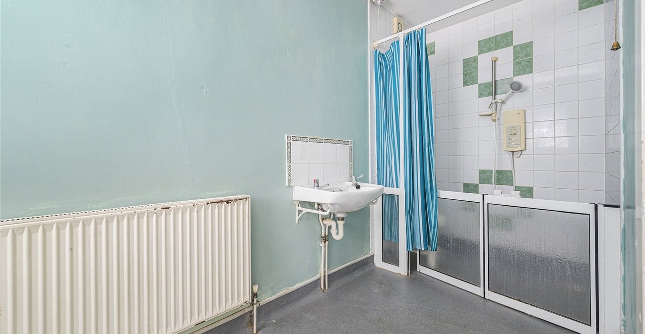 3 bedroom house for sale in Welling | Robinson Jackson