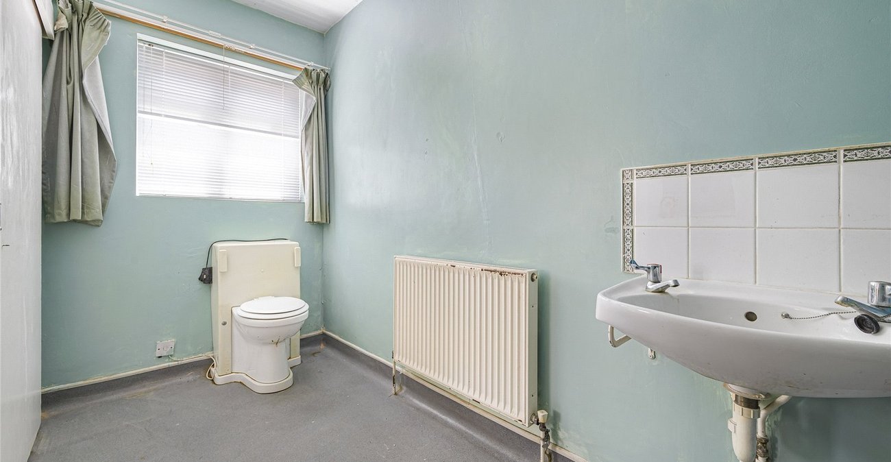 3 bedroom house for sale in Welling | Robinson Jackson