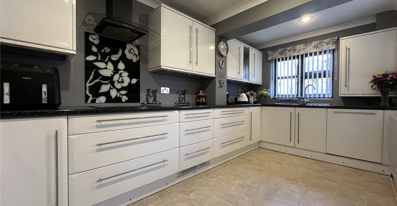 3 bedroom house for sale in Lordswood | Robinson Michael & Jackson