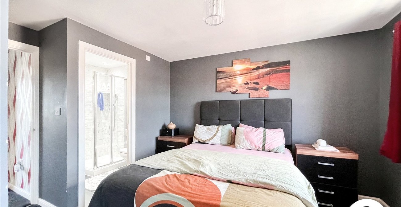 3 bedroom property for sale in Sittingbourne | Robinson Michael & Jackson