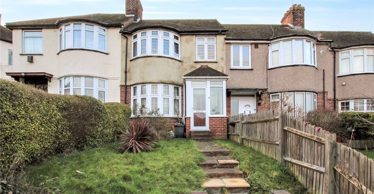 3 bedroom house for sale in Shooters Hill | Robinson Jackson