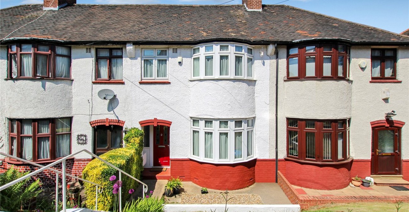 3 bedroom house for sale in Shooters Hill | Robinson Jackson