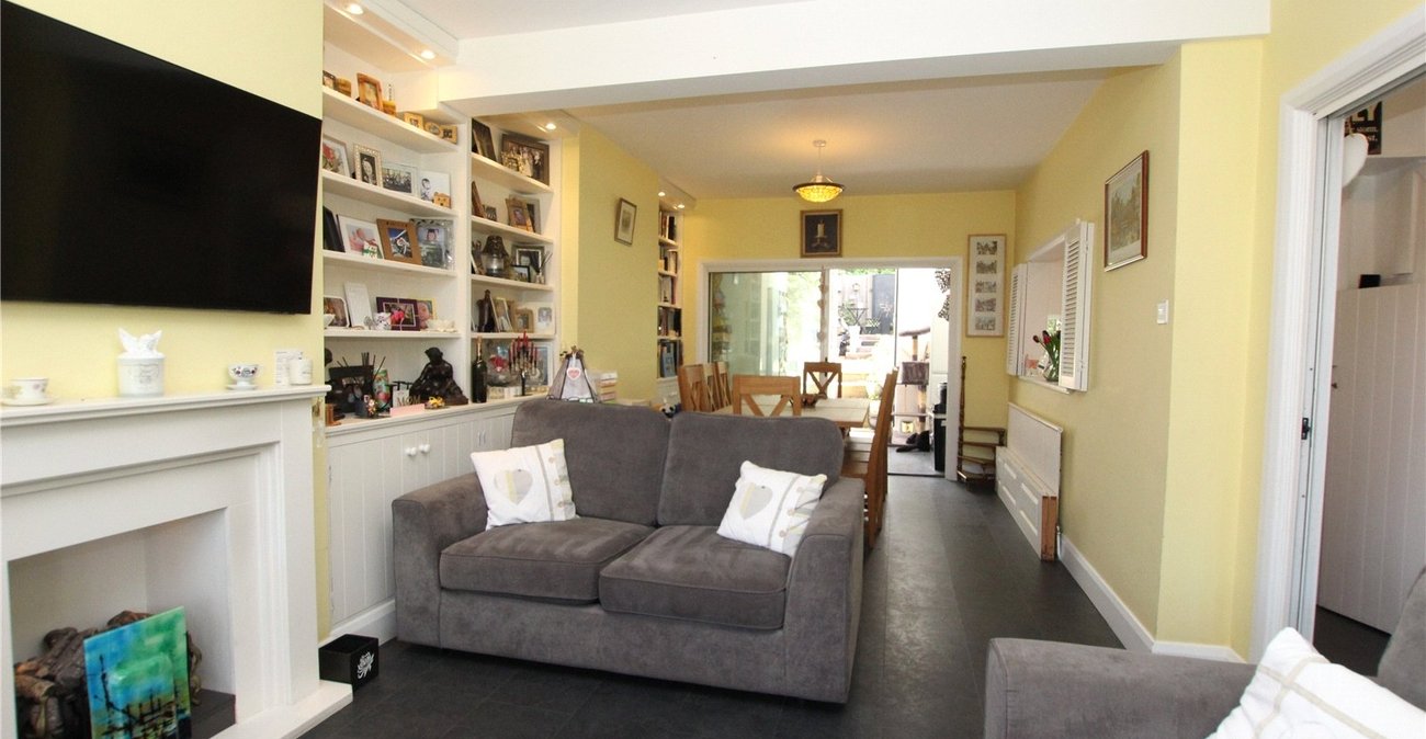 4 bedroom house for sale in Shooters Hill | Robinson Jackson