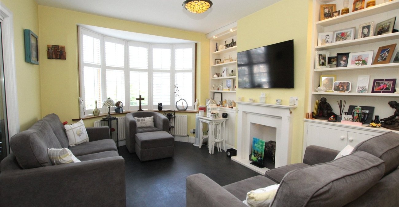 4 bedroom house for sale in Shooters Hill | Robinson Jackson