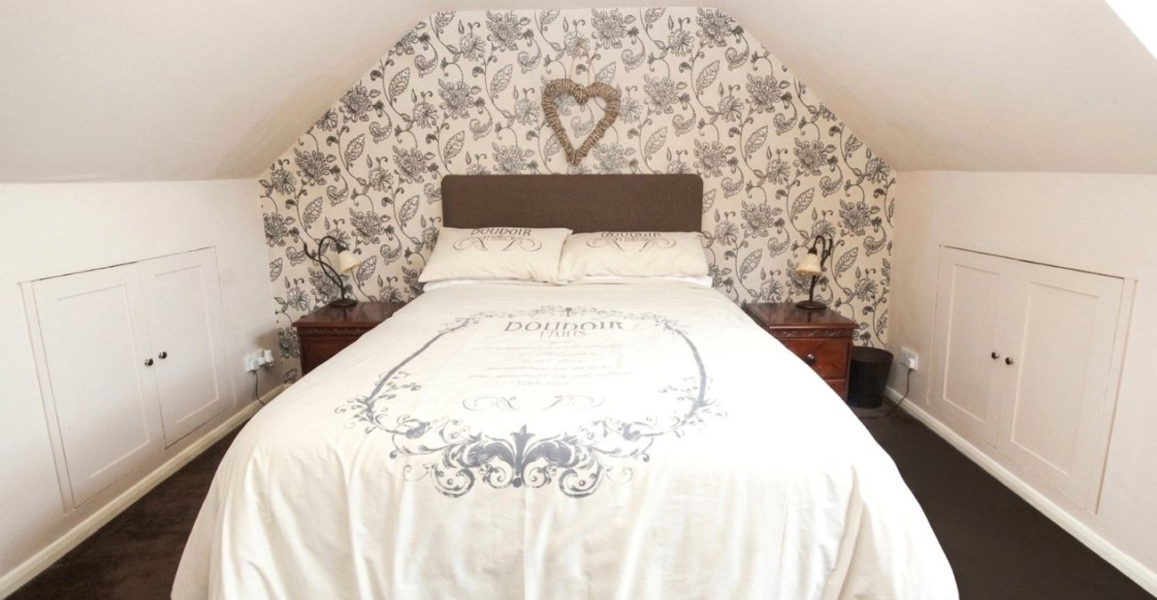 4 bedroom house for sale in Shooters Hill | Robinson Jackson
