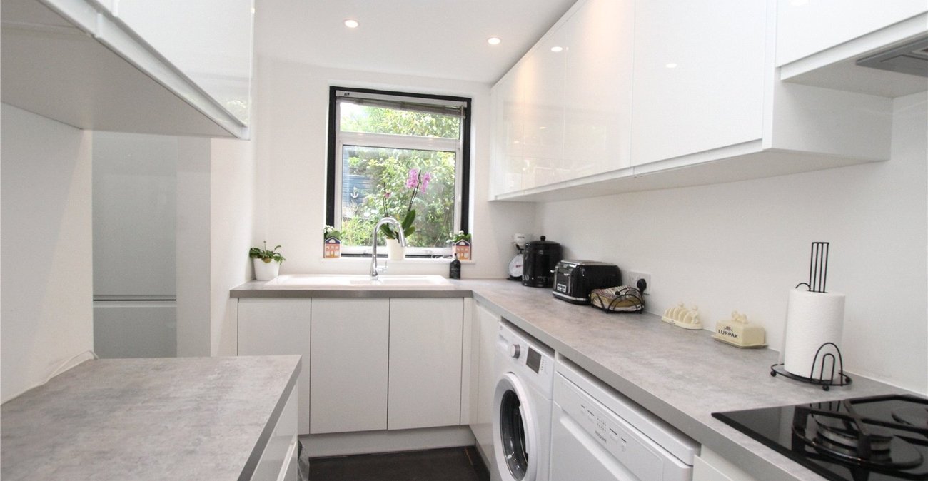 4 bedroom house for sale in Shooters Hill | Robinson Jackson