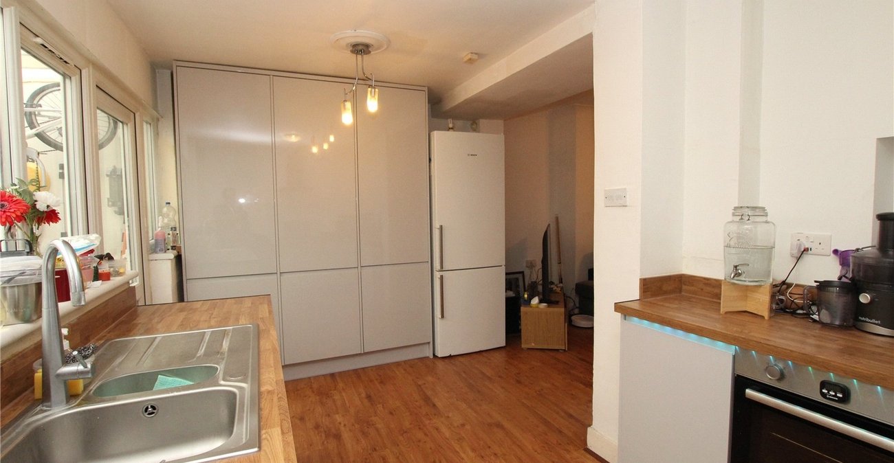3 bedroom house for sale in Shooters Hill | Robinson Jackson