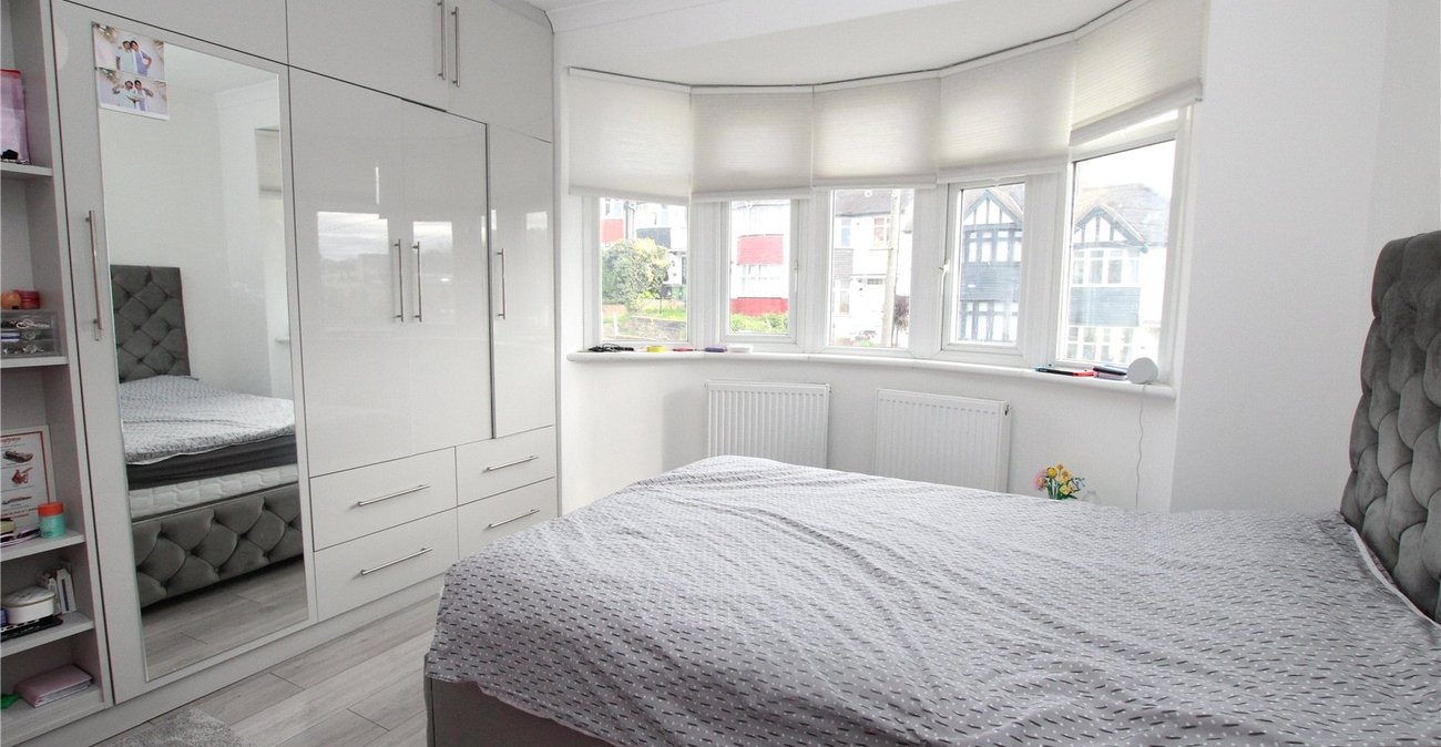 3 bedroom house for sale in Shooters Hill | Robinson Jackson