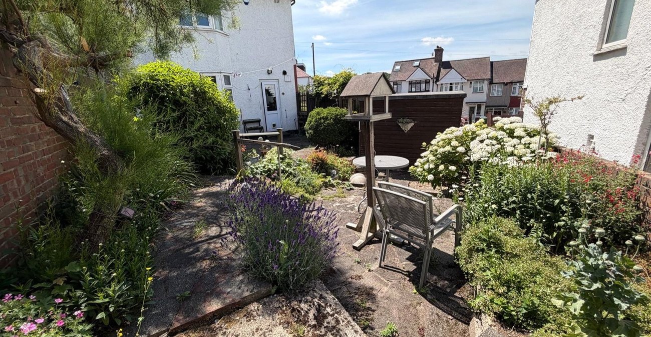 3 bedroom house for sale in Shooters Hill | Robinson Jackson