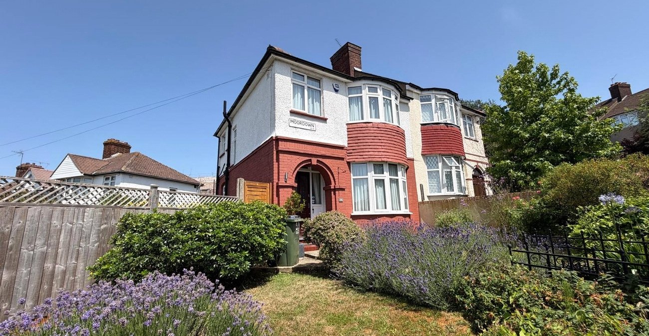 3 bedroom house for sale in Shooters Hill | Robinson Jackson