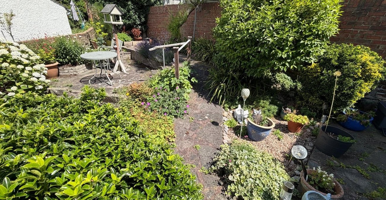 3 bedroom house for sale in Shooters Hill | Robinson Jackson