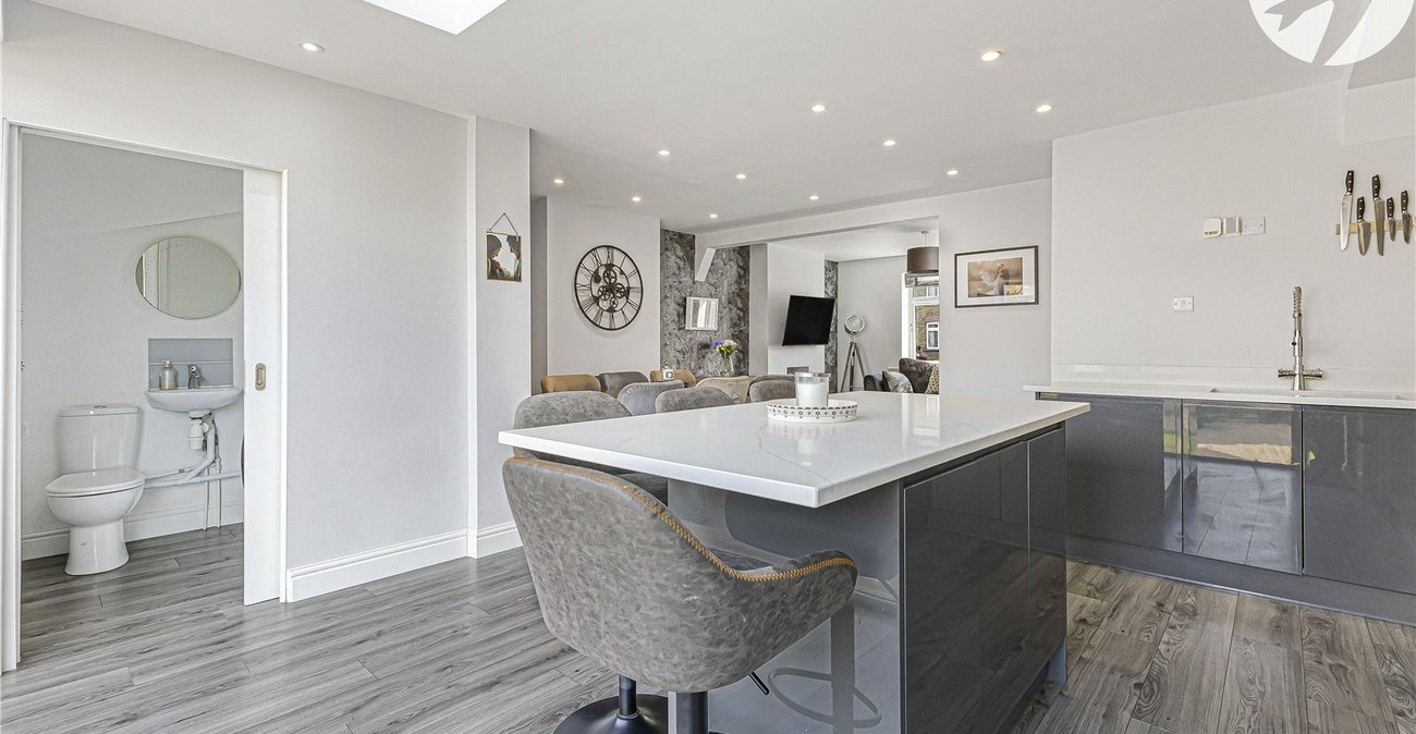 3 bedroom house for sale in Swanscombe | Robinson Jackson