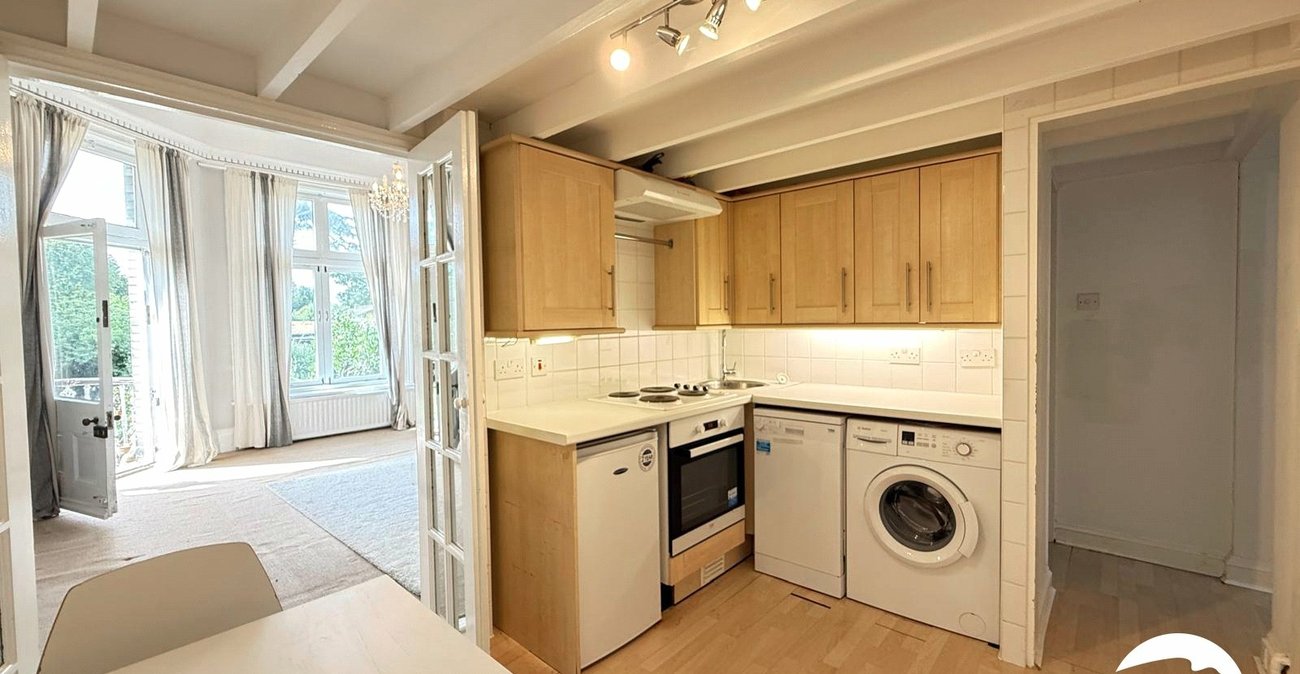 1 bedroom property for sale in London | Robinson Jackson
