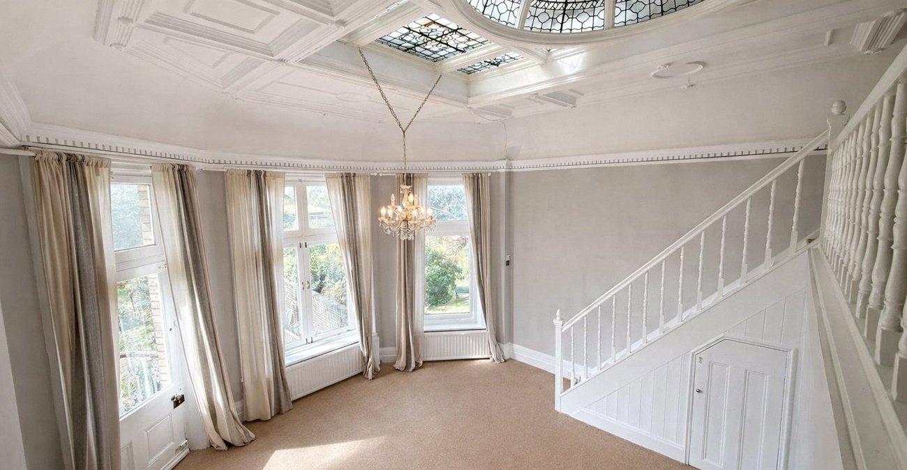 1 bedroom property for sale in London | Robinson Jackson