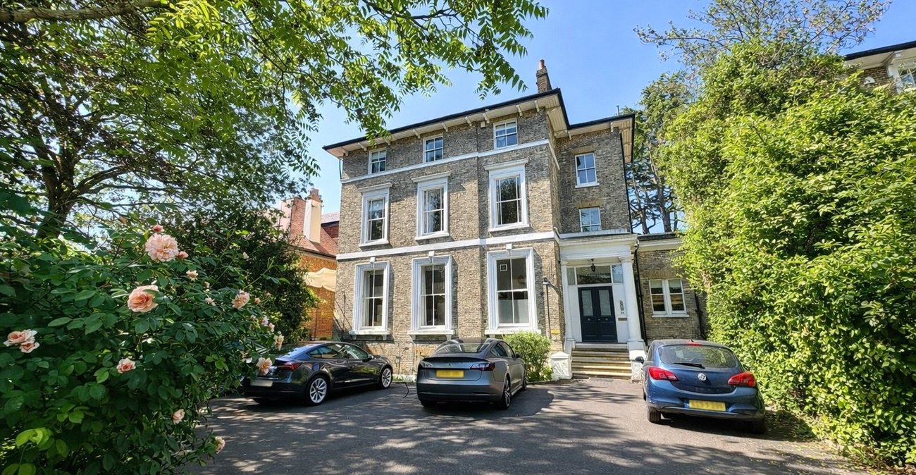 1 bedroom property for sale in London | Robinson Jackson