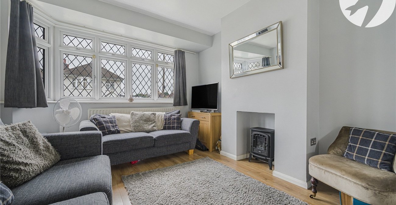 3 bedroom house for sale in West Dartford | Robinson Jackson