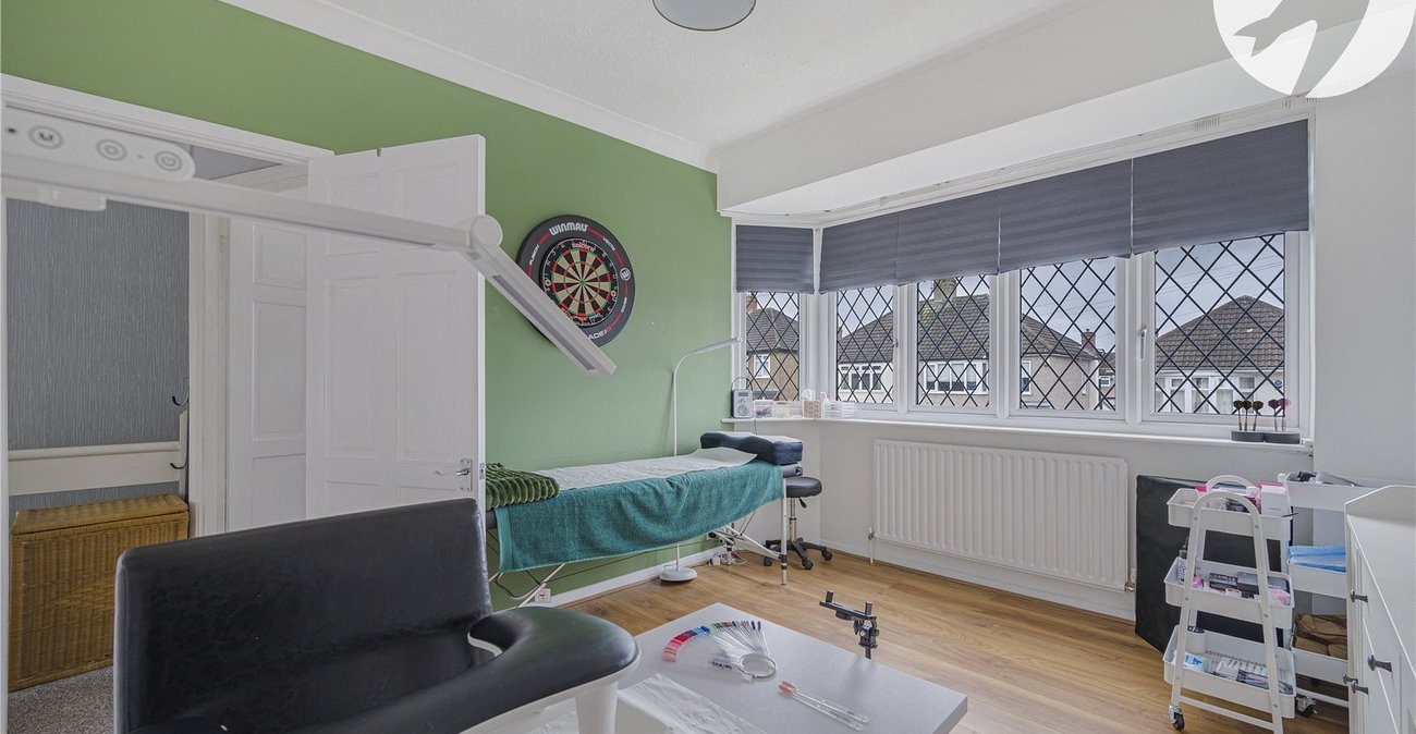 3 bedroom house for sale in West Dartford | Robinson Jackson