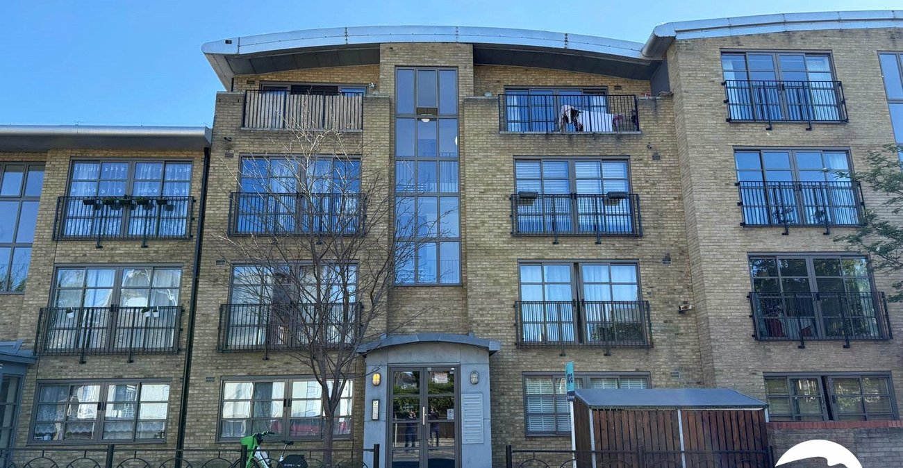 1 bedroom property for sale in London | Robinson Jackson