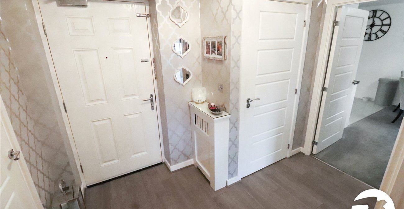 2 bedroom property for sale in Belvedere | Robinson Jackson