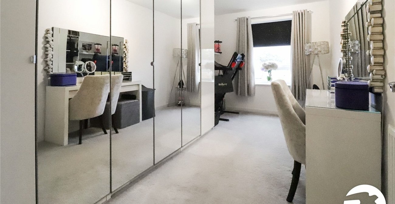 2 bedroom property for sale in Belvedere | Robinson Jackson