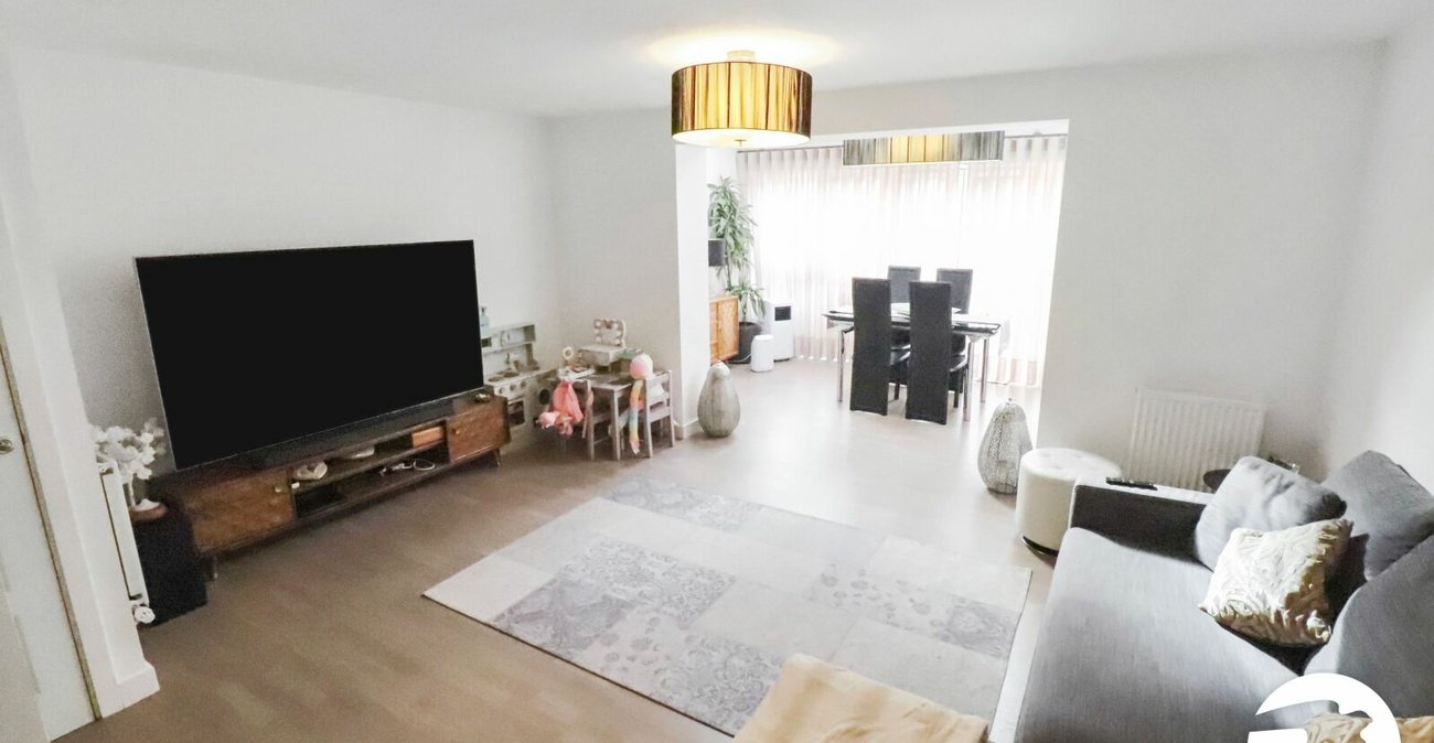 3 bedroom house for sale in Belvedere | Robinson Jackson