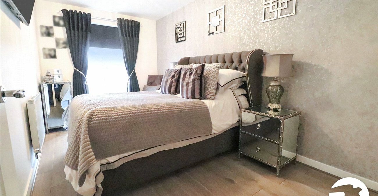 2 bedroom property for sale in Belvedere | Robinson Jackson