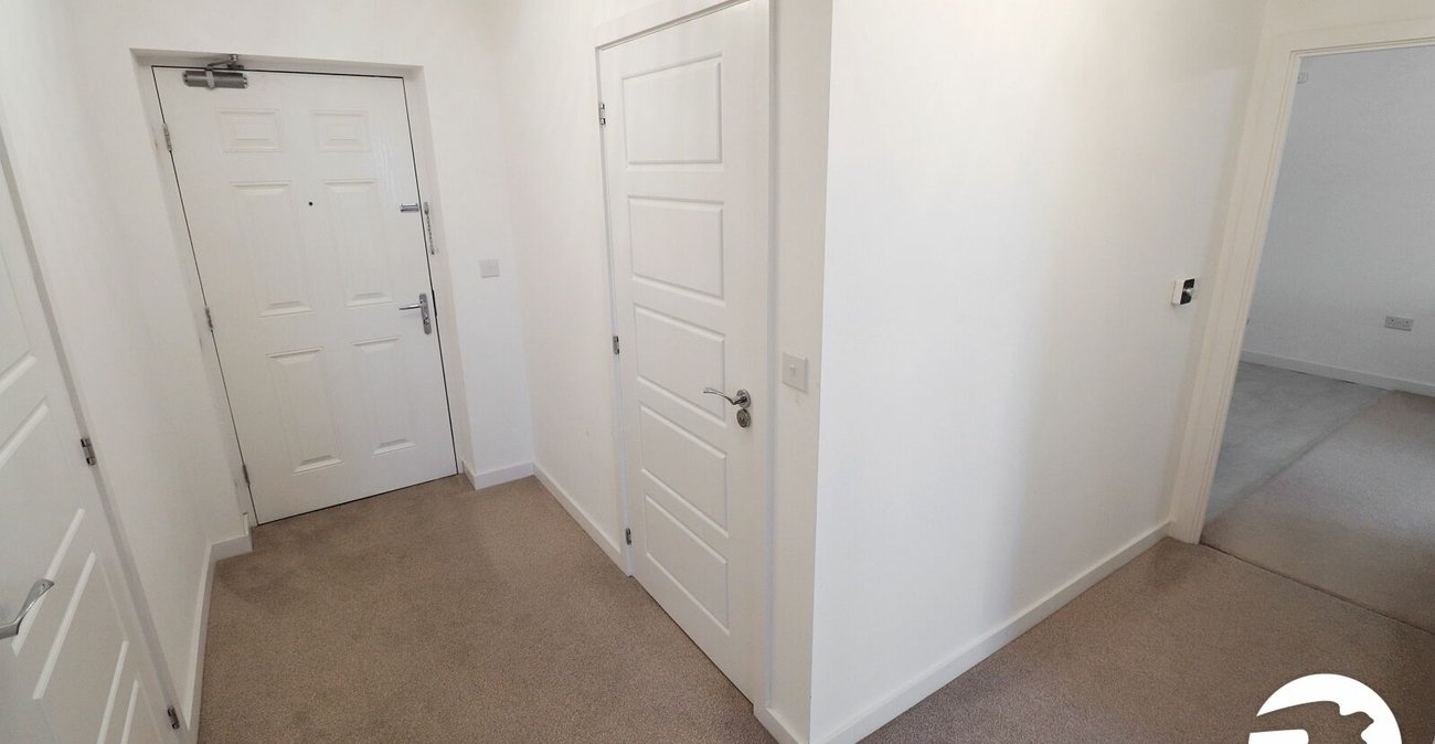 2 bedroom property for sale in Belvedere | Robinson Jackson