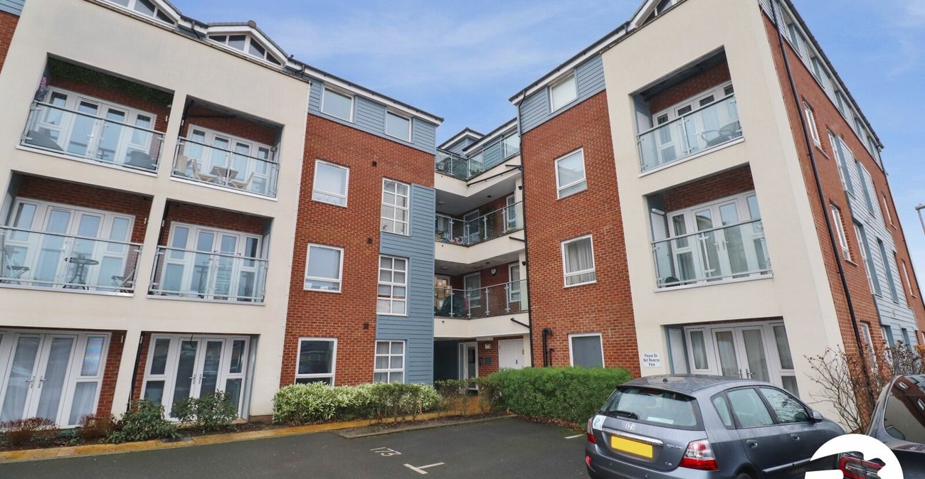 2 bedroom property for sale in Belvedere | Robinson Jackson