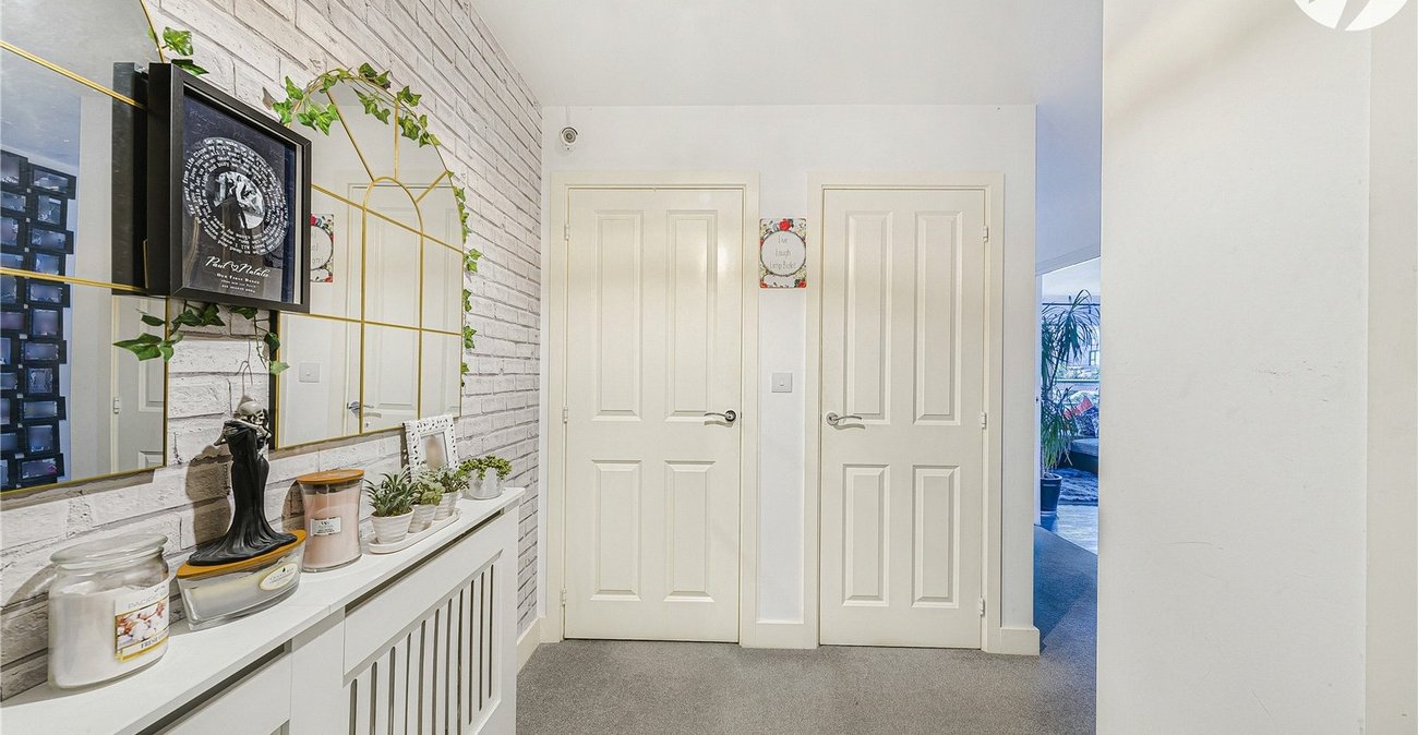 2 bedroom property for sale in Weldon | Robinson Jackson