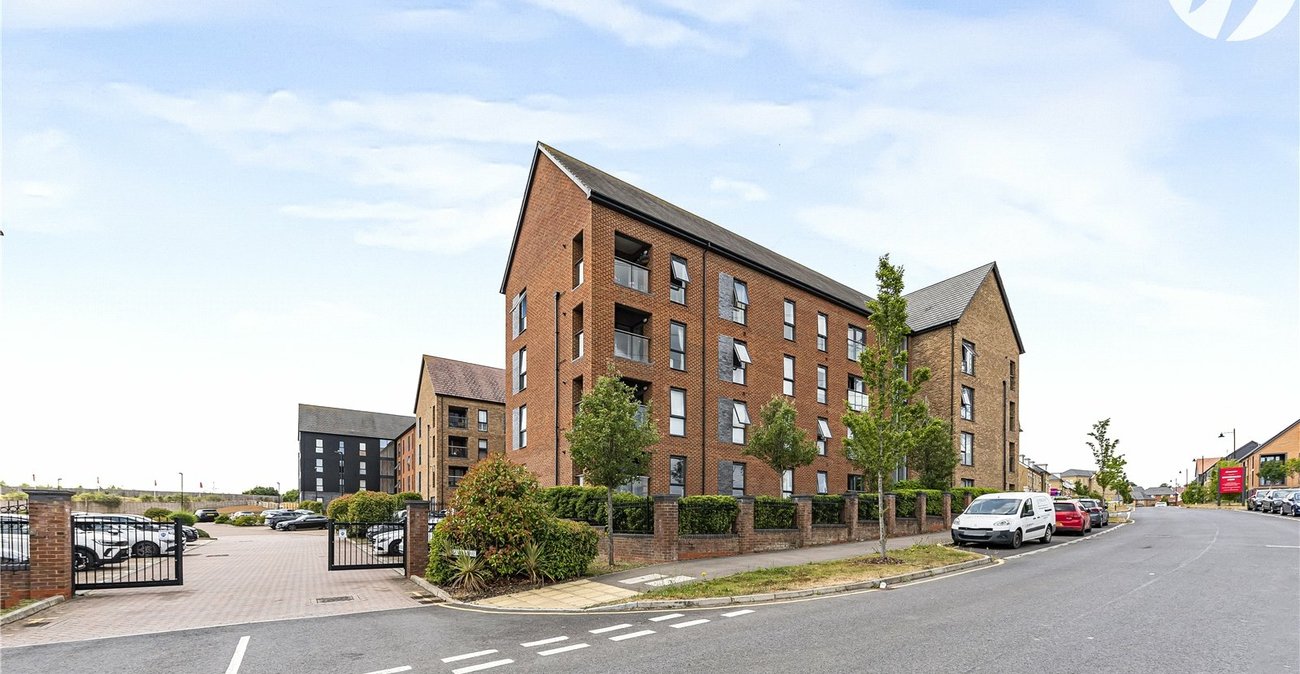 2 bedroom property for sale in Weldon | Robinson Jackson