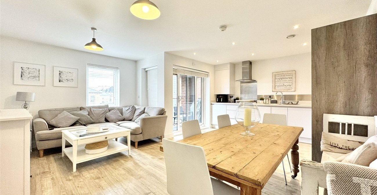 2 bedroom property for sale in Weldon | Robinson Jackson