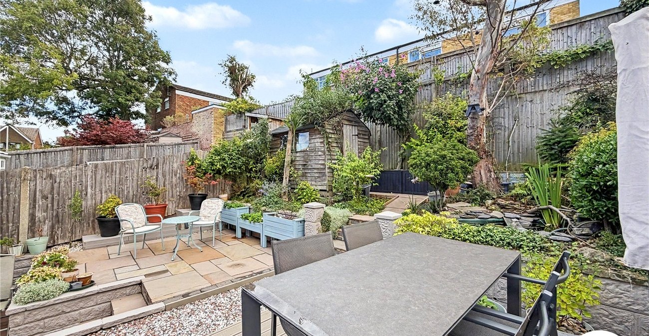 3 bedroom house for sale in Walderslade | Robinson Michael & Jackson