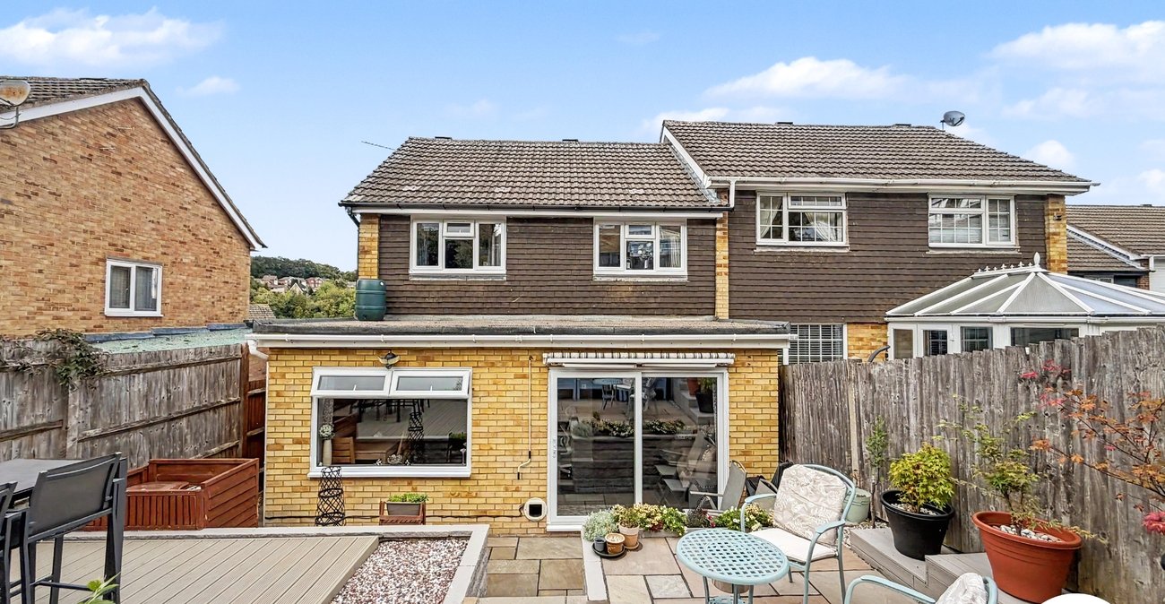 3 bedroom house for sale in Walderslade | Robinson Michael & Jackson