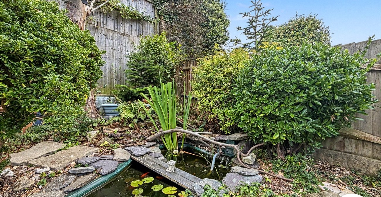 3 bedroom house for sale in Walderslade | Robinson Michael & Jackson