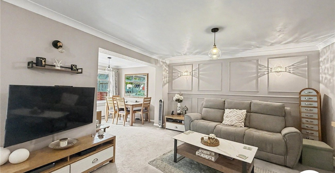 3 bedroom house for sale in Walderslade | Robinson Michael & Jackson