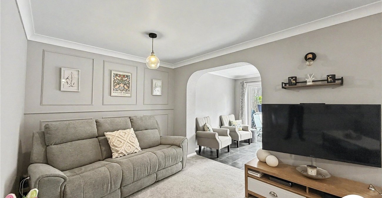 3 bedroom house for sale in Walderslade | Robinson Michael & Jackson