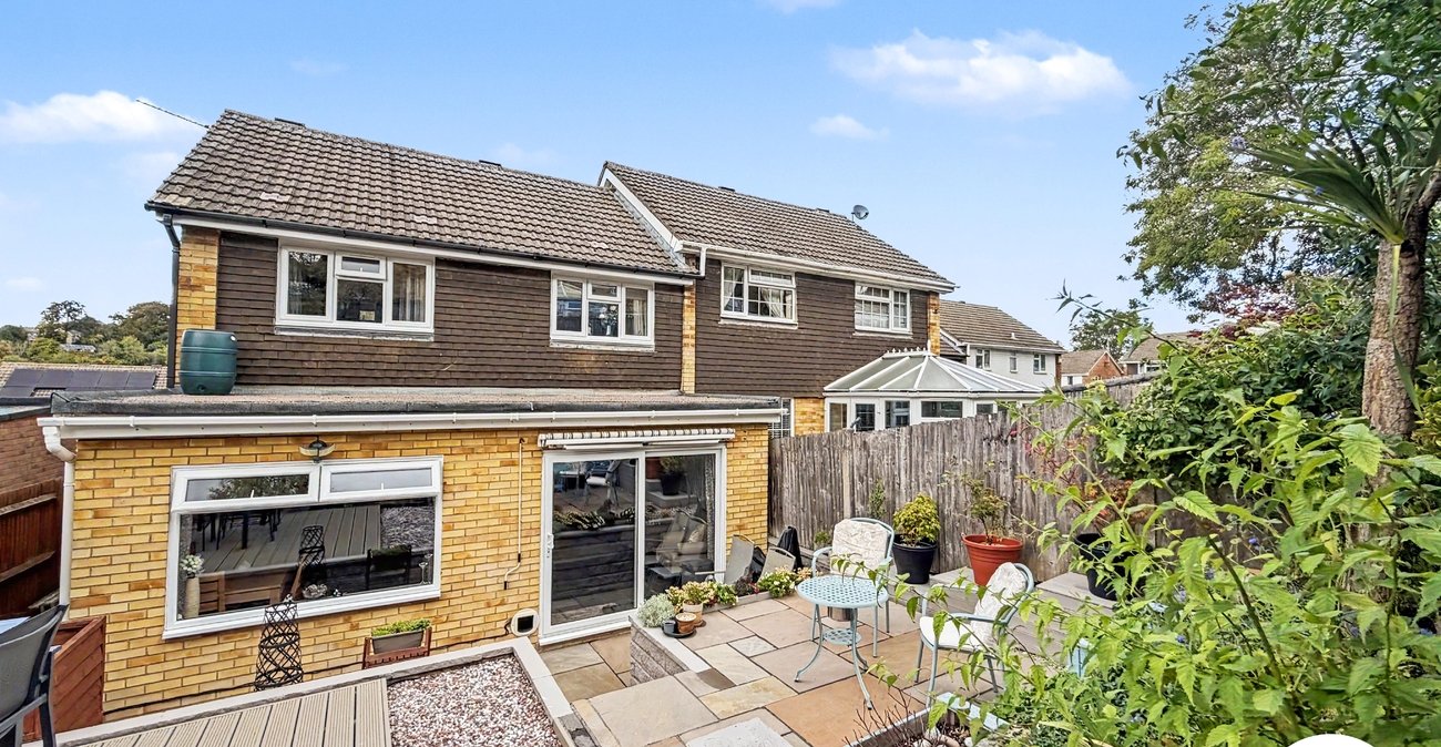 3 bedroom house for sale in Walderslade | Robinson Michael & Jackson