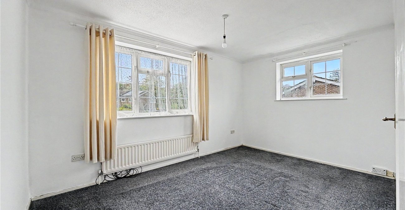 1 bedroom house for sale in Rainham | Robinson Michael & Jackson