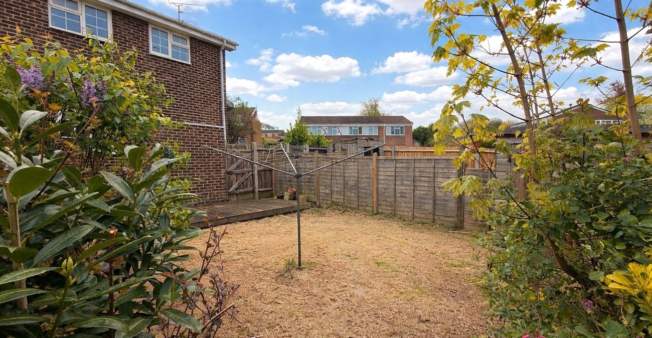 1 bedroom house for sale in Rainham | Robinson Michael & Jackson