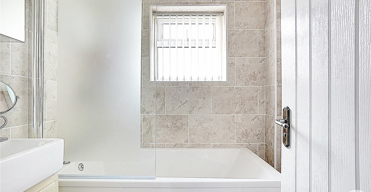 3 bedroom house for sale in Rainham | Robinson Michael & Jackson