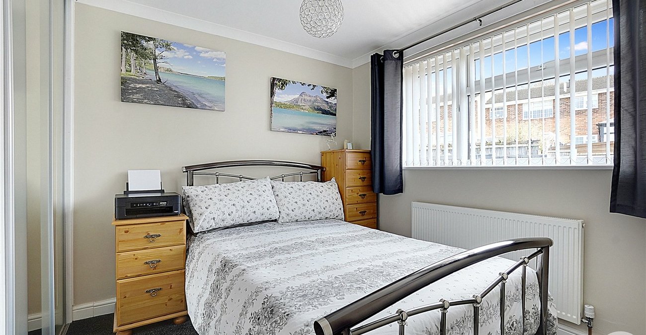 3 bedroom house for sale in Rainham | Robinson Michael & Jackson