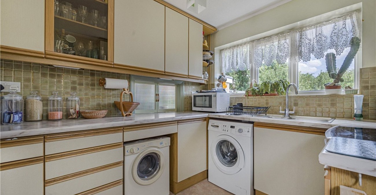 3 bedroom house for sale in Orpington | Robinson Jackson