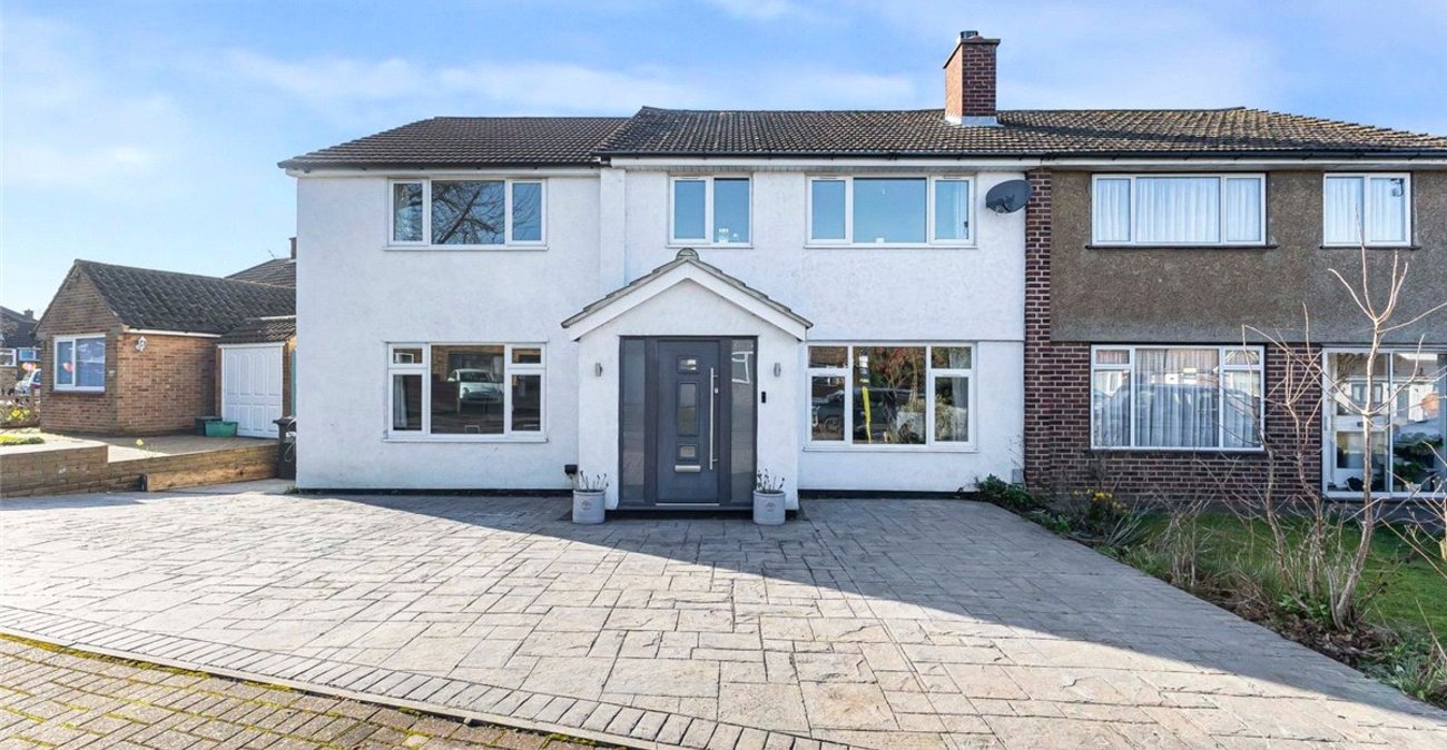 4 bedroom house for sale in Orpington | Robinson Jackson