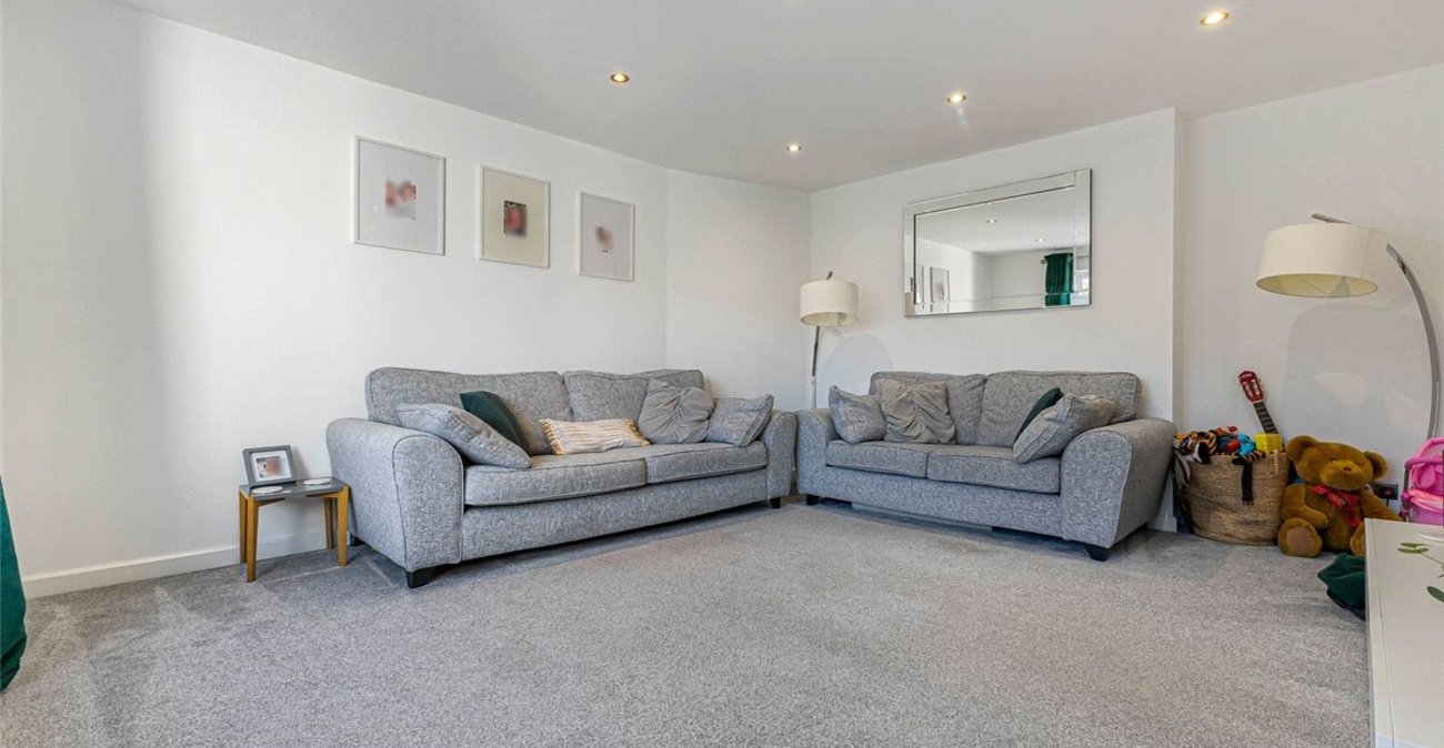 4 bedroom house for sale in Orpington | Robinson Jackson