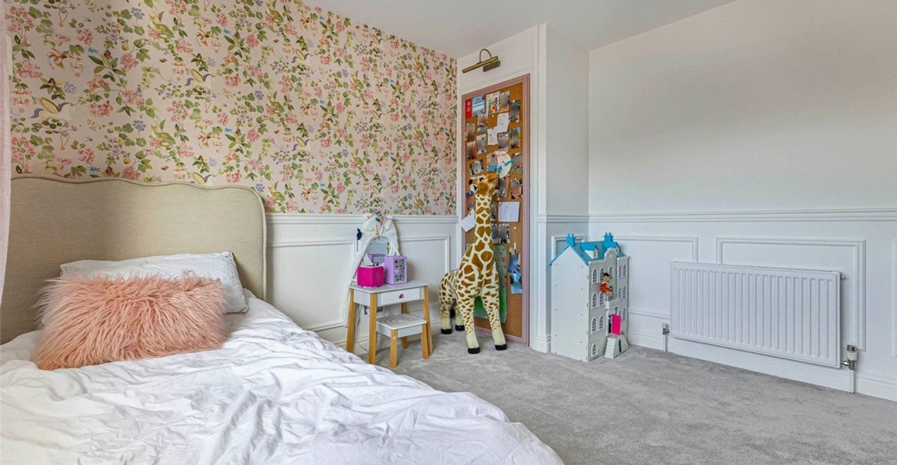 4 bedroom house for sale in Orpington | Robinson Jackson