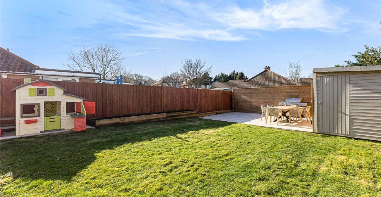 4 bedroom house for sale in Orpington | Robinson Jackson